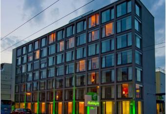 Holiday Inn - Salzburg City, an IHG Hotel has Balcony rooms