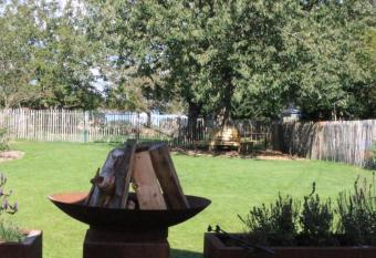 B&B Den Biesthoek has Balcony rooms