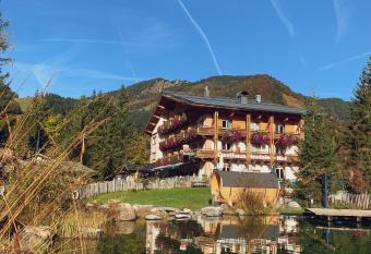 Heutaler Hof - Hotel im Naturidyll has Balcony rooms