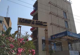 Chandru De Green has Balcony rooms