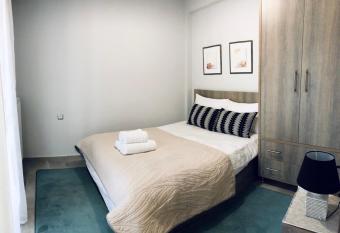 Xenia_Apartments A5 allows 18 year olds to book a room