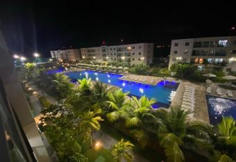 Palm Village - Porto de Galinhas/Cupe/Muro Alto has Smoking/Balcony rooms