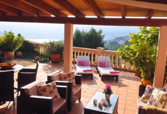 Apartamento gran terraza privada y vistas al mar has Balcony rooms