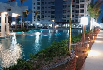 SALINAS EXCLUSIVE RESORT has Balcony rooms