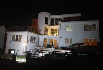 Lux Apartmani Nikola has Balcony rooms