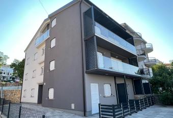 Apartman           has Balcony rooms