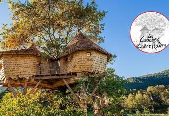 Parth  nope - Les Cabanes du Ch  ne Rouvre has Balcony rooms