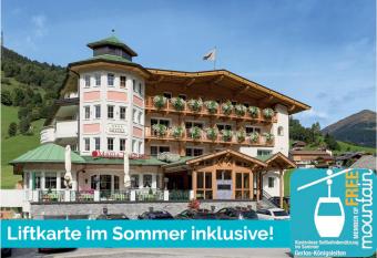 Hotel Maria Theresia allows 18 year olds to book a room