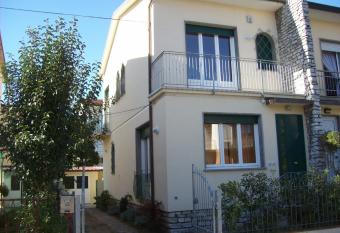 Il Mirto has Balcony rooms