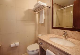 Hotel Monte Felice Centro allows 18 year olds to book a room