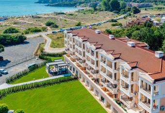 Borissov Green life apartment Sozopol has Balcony rooms