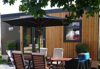 tinyhouseHotel Beilngries has Balcony rooms