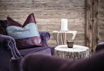 Hotel St. Georg zum See has Balcony rooms