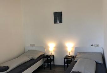 Monteurwohnungen in der Residenz am Kurpark has Balcony rooms