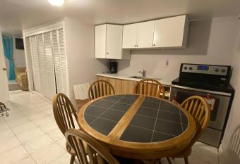 Nice 2bedroom Apt With Patio Included To Enjoy has Smoking rooms