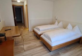 Hotel Breiti has Balcony rooms