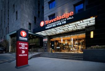 Travelodge Myeongdong City Hall allows 18 year olds to book a room