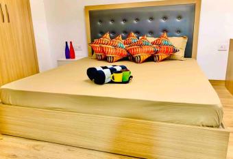 The Oasis Square near India Expo Mart has Balcony rooms