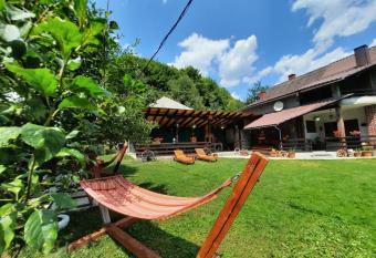 Cabana Ana has Balcony rooms