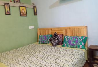 EVERGREEN HOME STAY has Balcony rooms