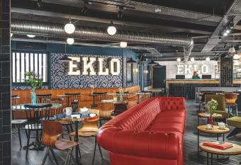 Eklo Marne La Vall  e allows 18 year olds to book a room