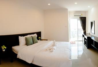                           Won Place has Balcony rooms