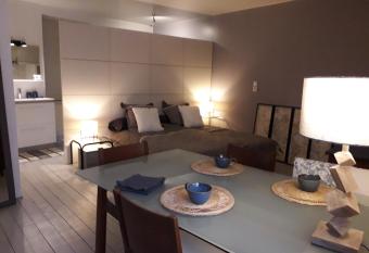 Chambres d h  tes dans la cit   des trois vall  es has Balcony rooms