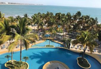 Departamento Carabelas de Col  n has Balcony rooms