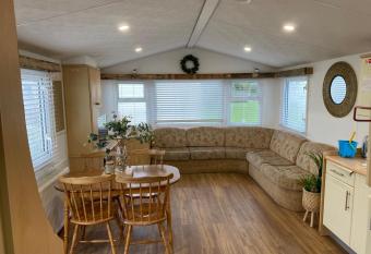 Great Deals at The Grange, Ingoldmells has Balcony rooms