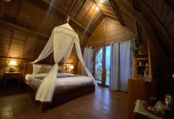 Kubu Bakas Guest House - CHSE Certified has Balcony rooms