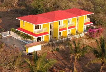 White Sand Retreat has Smoking/Balcony rooms