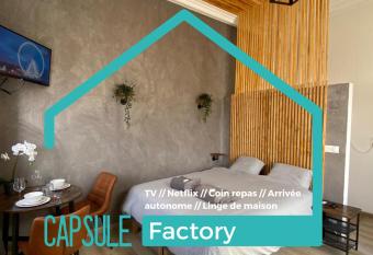 Capstay Roubaix Lille private shower & Netflix has Balcony rooms