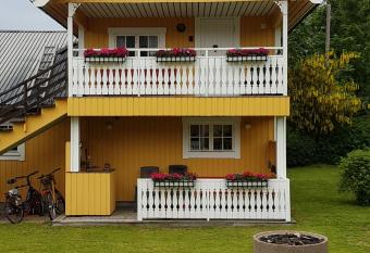 Nostalgirum allows 18 year olds to book a room