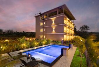 Blizzard Resort has Balcony rooms