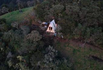 Caba  as el Paraiso Sesquile has Balcony rooms