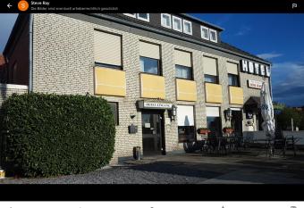 Hotel-Kronenhof has Balcony rooms