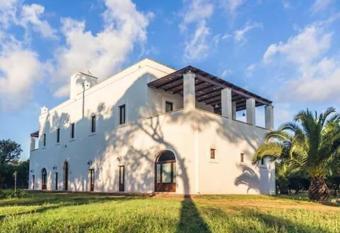 Tenuta Afra has Balcony rooms