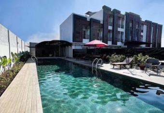 Ra Inn Kemang has Balcony rooms