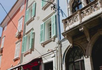 Apartments Artemus Music has Balcony rooms