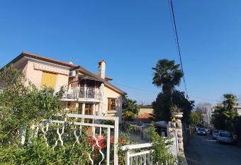 Garni Stanger has Balcony rooms