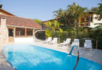 Morada do Gabriel has Balcony rooms