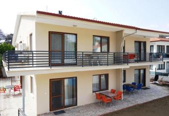   ren Konak Apart Otel has Balcony rooms