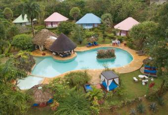 Las Puertas del Para  so has Balcony rooms