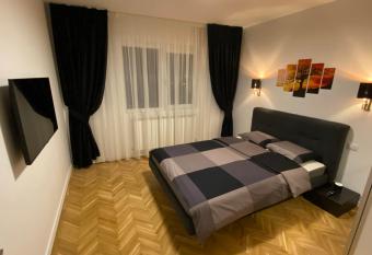 Center Loft allows 18 year olds to book a room