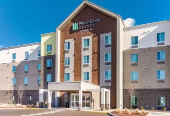 MainStay Suites Murfreesboro allows 18 year olds to book a room
