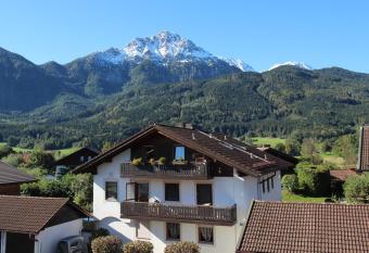 Ferienwohnung Alpenblick has Balcony rooms