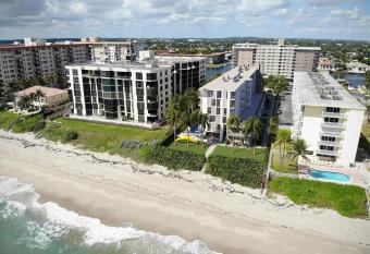 The Hillsboro Powered By Sonder has Balcony rooms