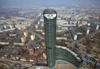 Platinum Sky allows 18 year olds to book a room