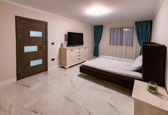 MOKY REZIDENT 2 has Balcony rooms