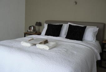 B&B My Suite Home allows 18 year olds to book a room